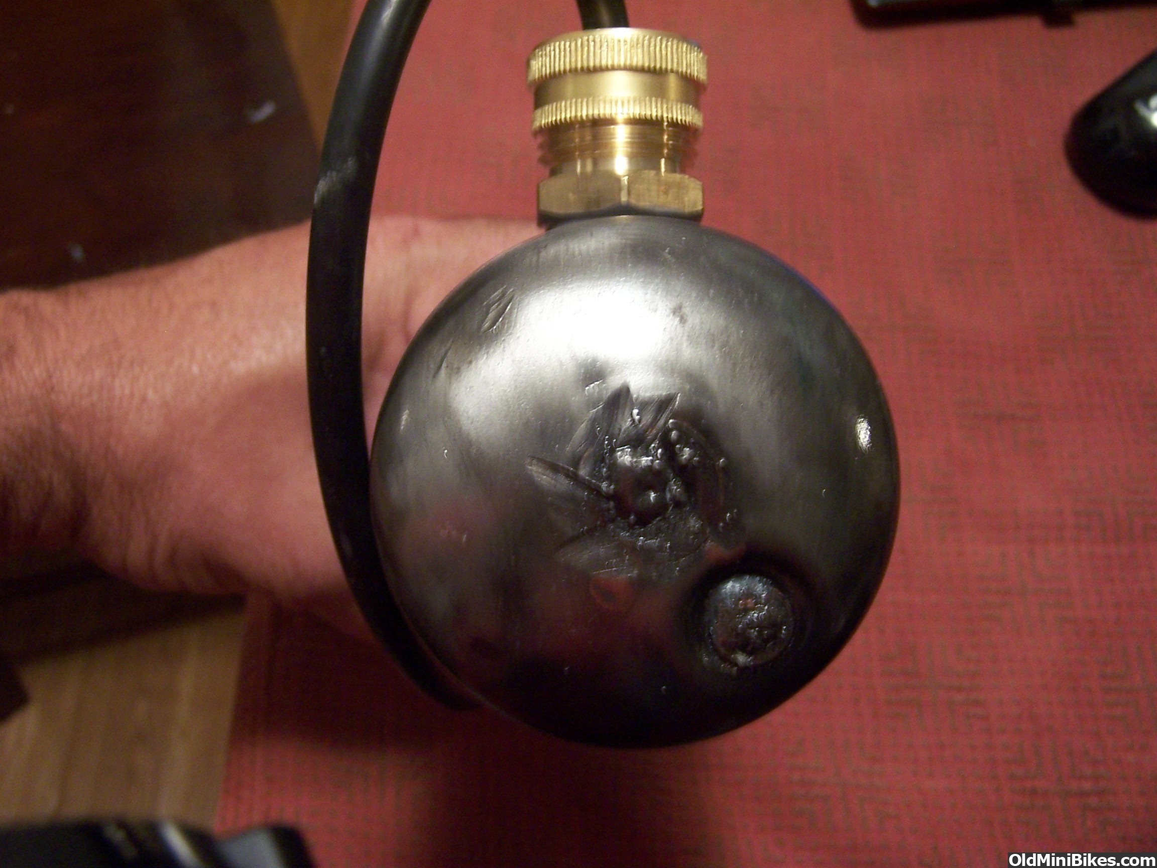 Homemade cylinder gas tank.