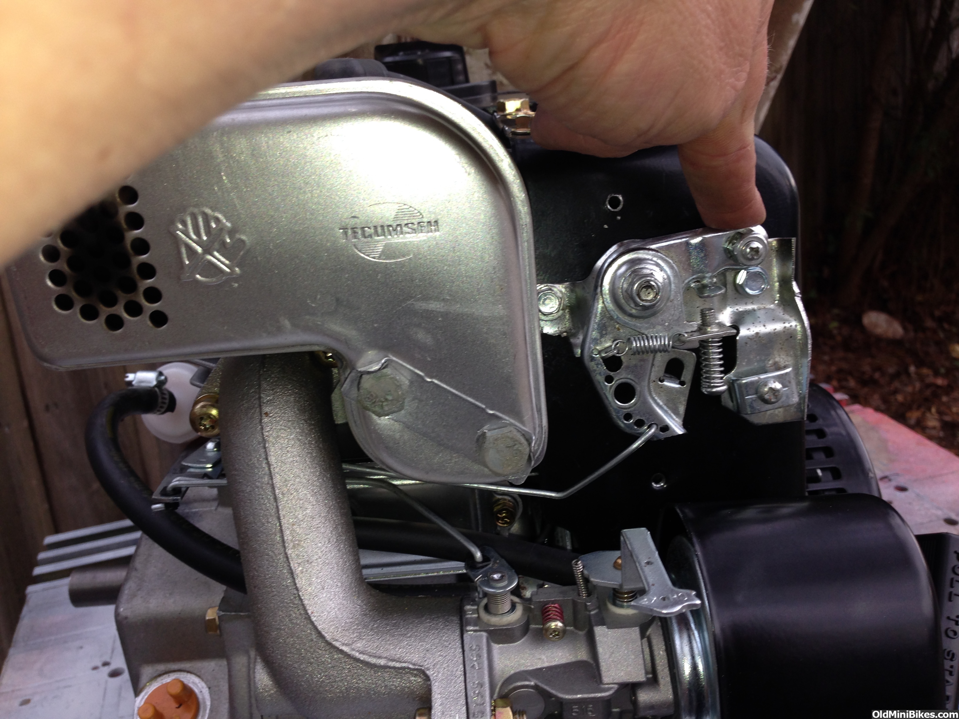 Tecumseh 10hp throttle