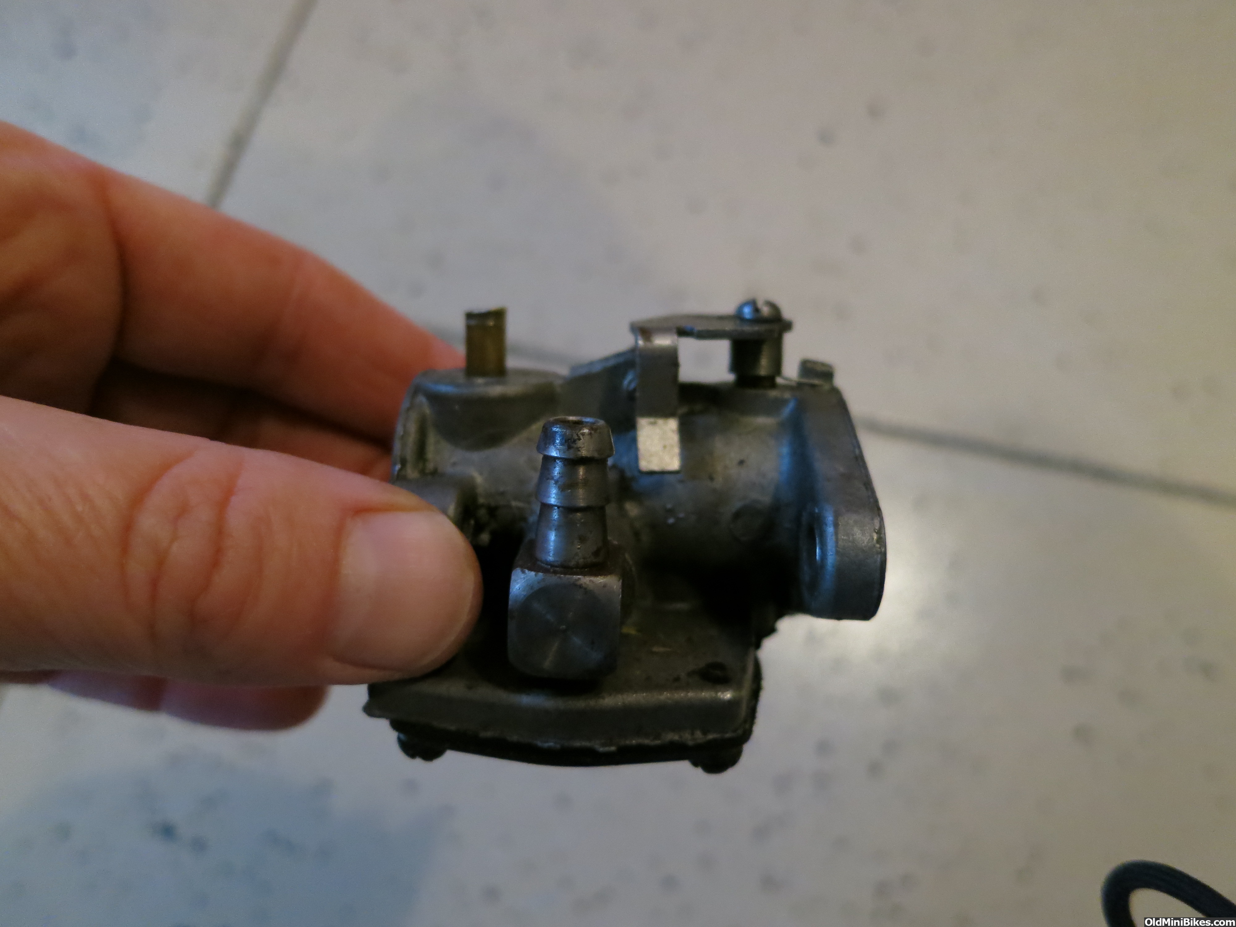 Early 71 Rupp Diaphragm CarbWhat am I missing????