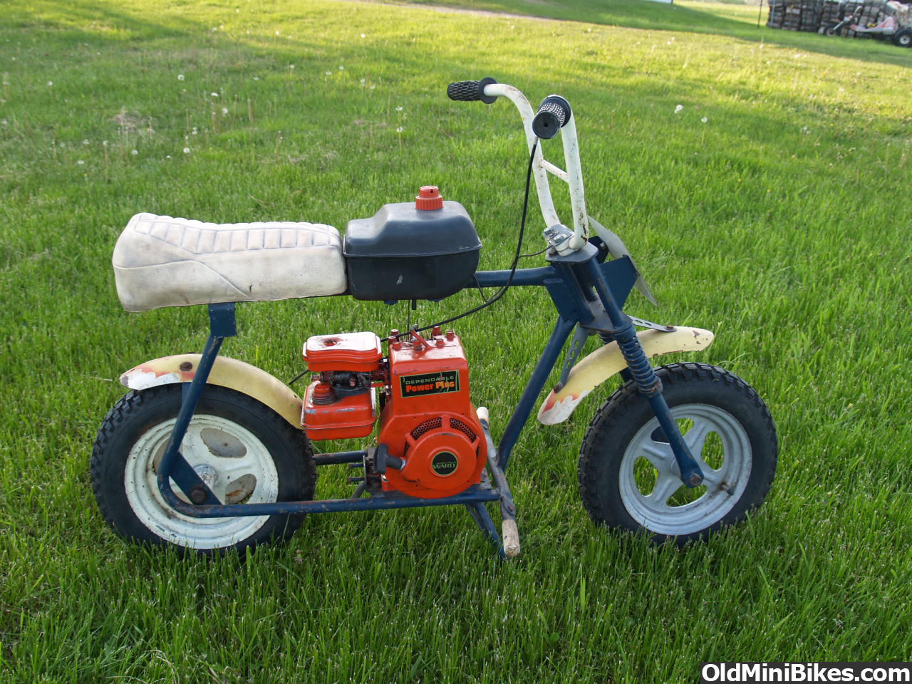 ARCO Bushwacker / Montgomery ward mini bike 275