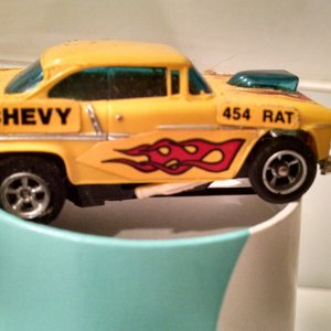 HO car 55 Chevy