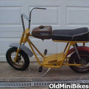 Left_Profile_w_Fat_Boys_tank_fender_fork