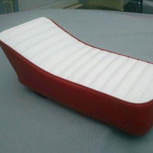 Grand prix seat