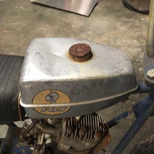 Fox gas tank