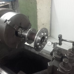 front/rear axle assemblies