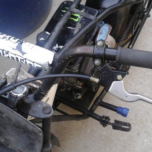 Mbx10 brake cable and lever from honda elite.jpg