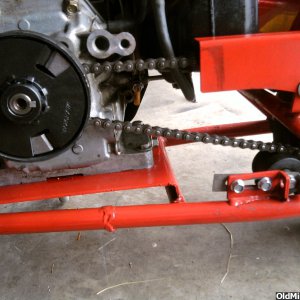 Chain tensioner