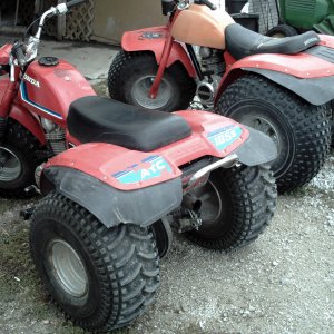 Three_Wheelers_002