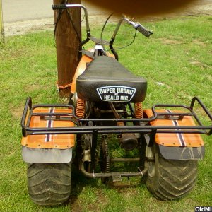 Super Bronc by Heald Inc.