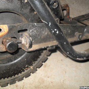 Bonanza swing arm