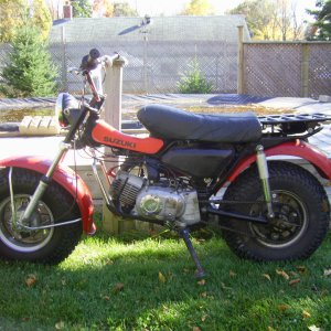 Suzuki rv-90