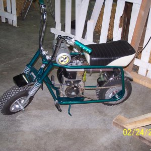 Green_MB_with_Moon_tank