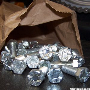 2012_Rear_Axle_Bolts_Powell