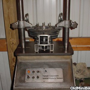 MVC-274F