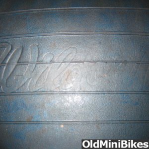 Wildcat seat w/logo