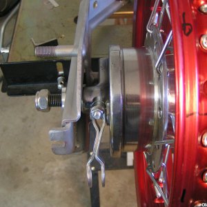 Brake retaining pin