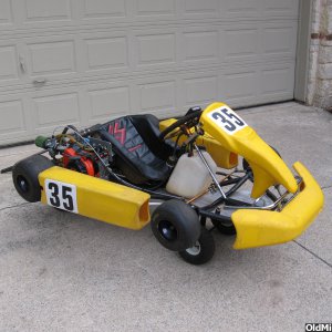 SKM kart with Briggs World Formula engine